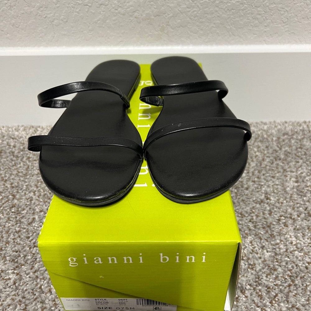 Gianni Bini sandals.